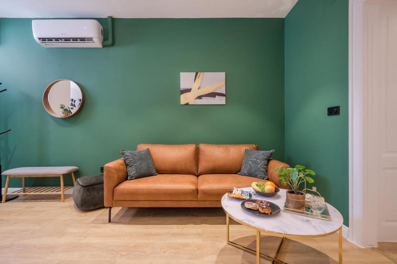 Tilia Luxury Apartment - 3 Bedrooms With Ac Budapest Exterior photo